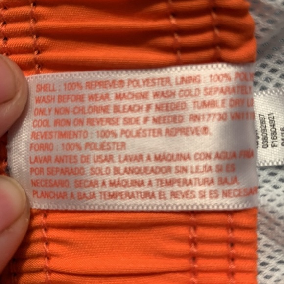 Boys Cat & Jack Board Shorts, good condition, size Large (12-14) - Picture 4 of 4